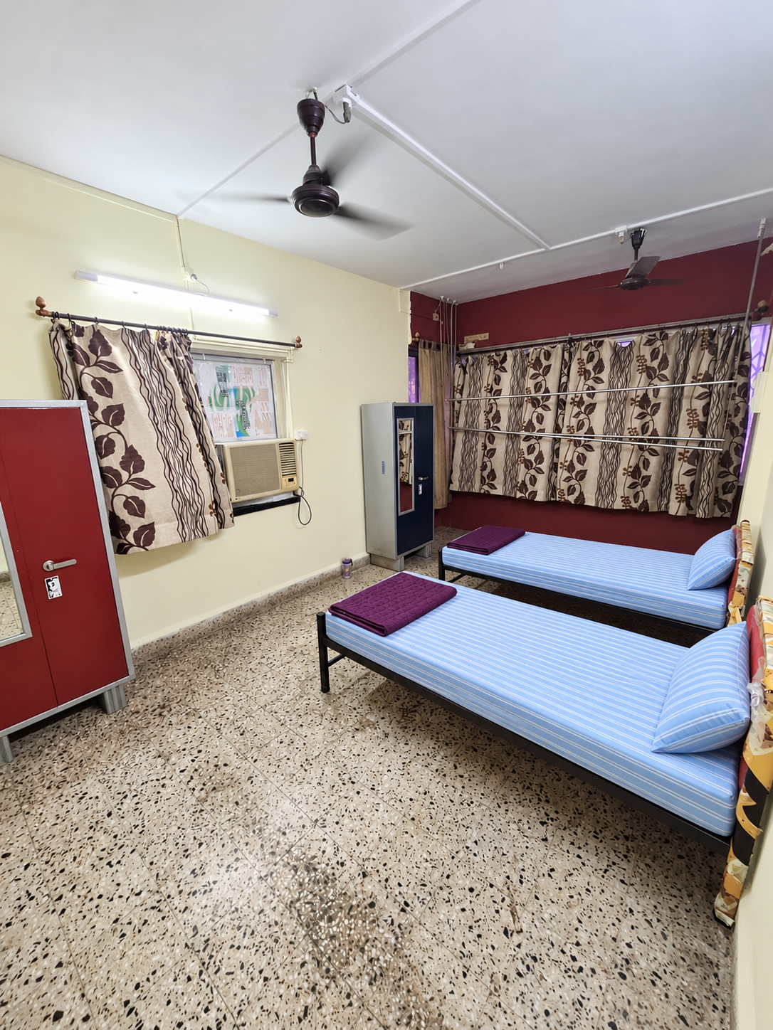 AMARJYOTI 2/-3196-7/BOYS stay photo 5