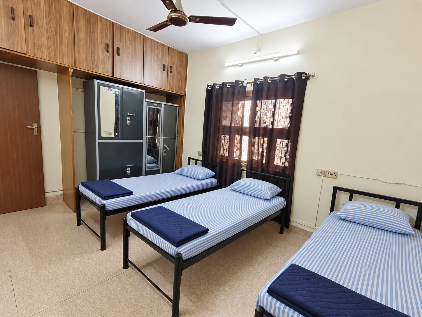 AMARJYOTI 6/5 2ND FLOOR/BOYS stay photo 2