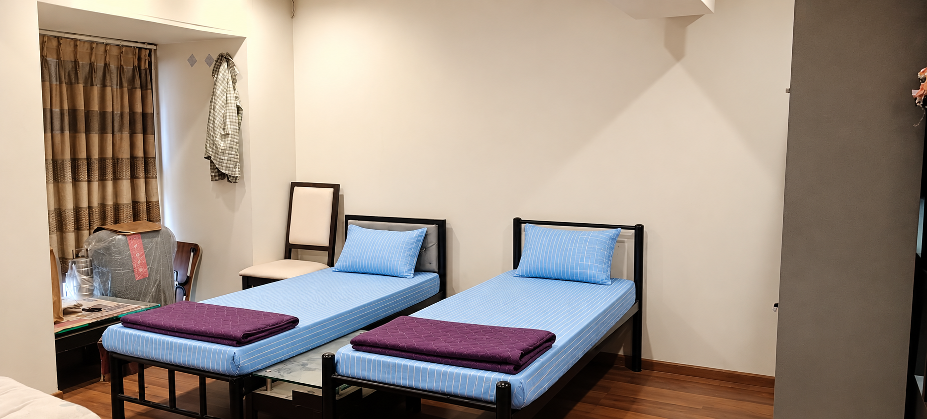 D BLOCK 1-4 BHK/BOYS stay photo 7
