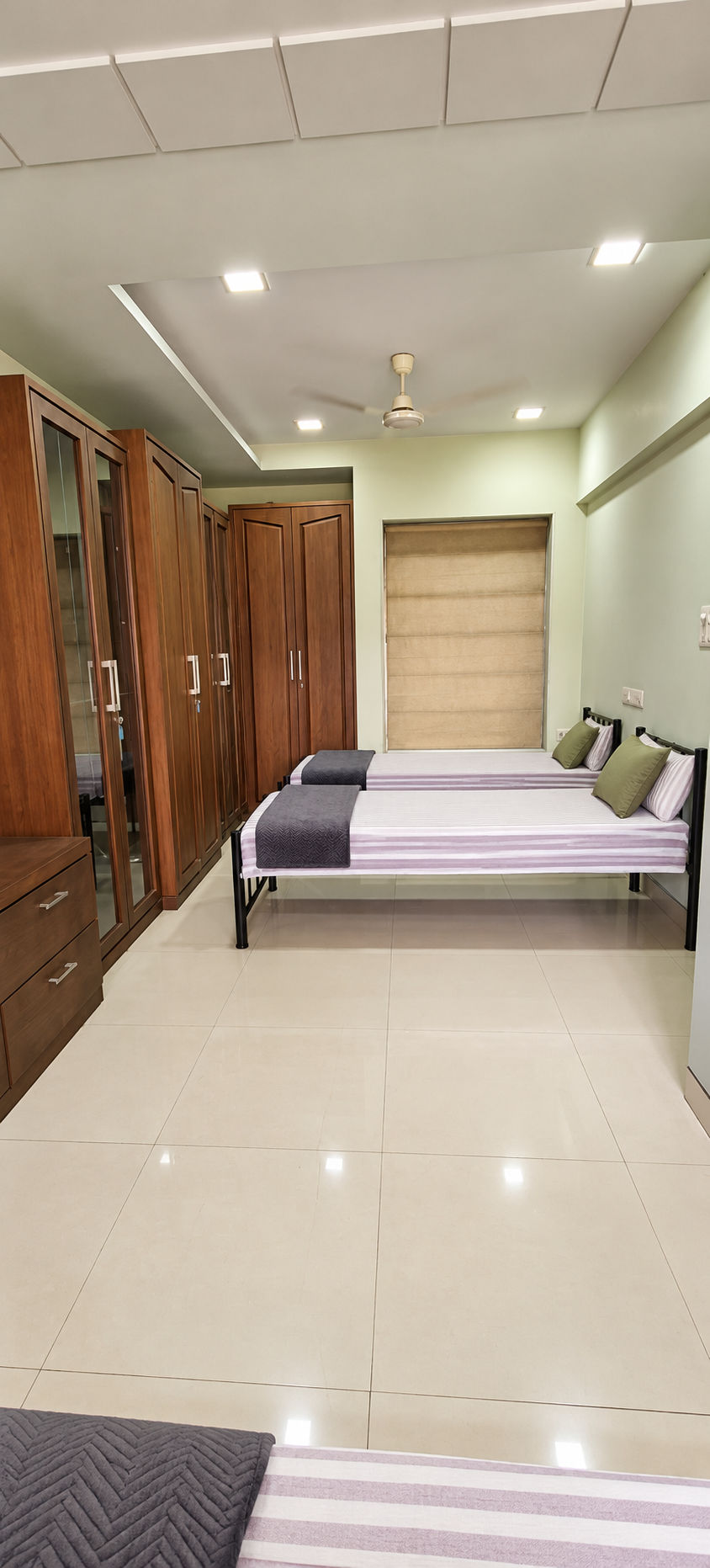 D BLOCK 1-6 BHK/BOYS stay photo 4