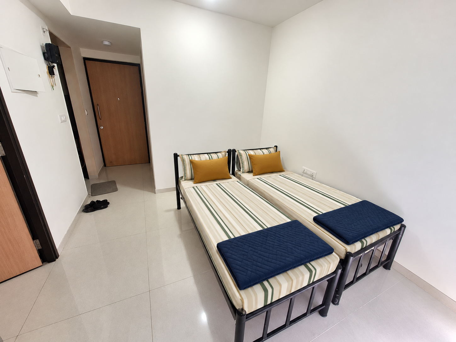 LODHA CROWN-5503-1207/BOYS stay photo 5