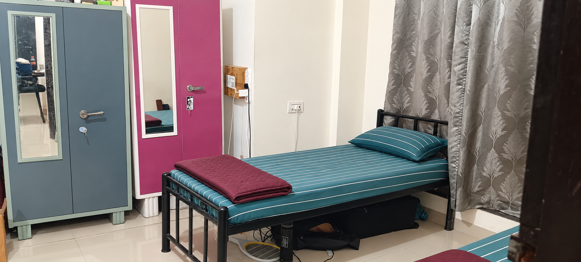 MADHVI NIWAS-7953-301/BOYS stay photo 7