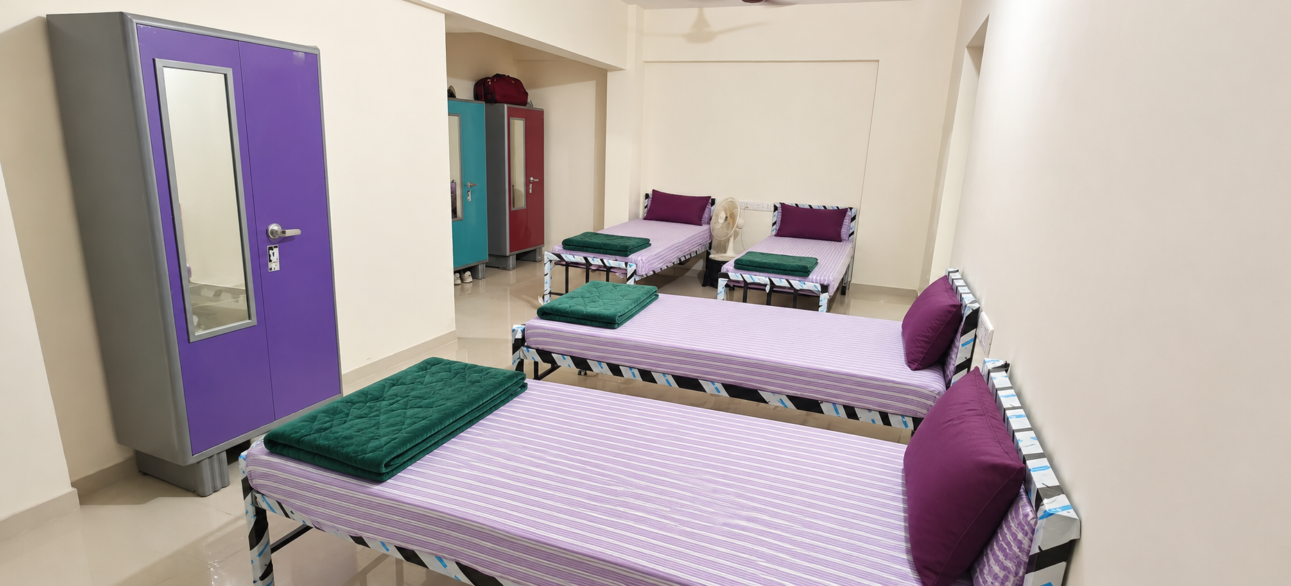MOHAN MAHAL-2672-402/GIRLS stay photo 6