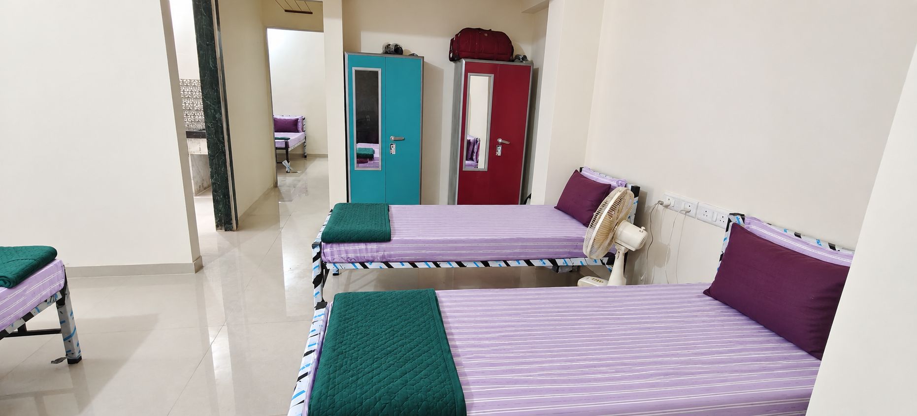 MOHAN MAHAL-2672-402/GIRLS stay photo 9
