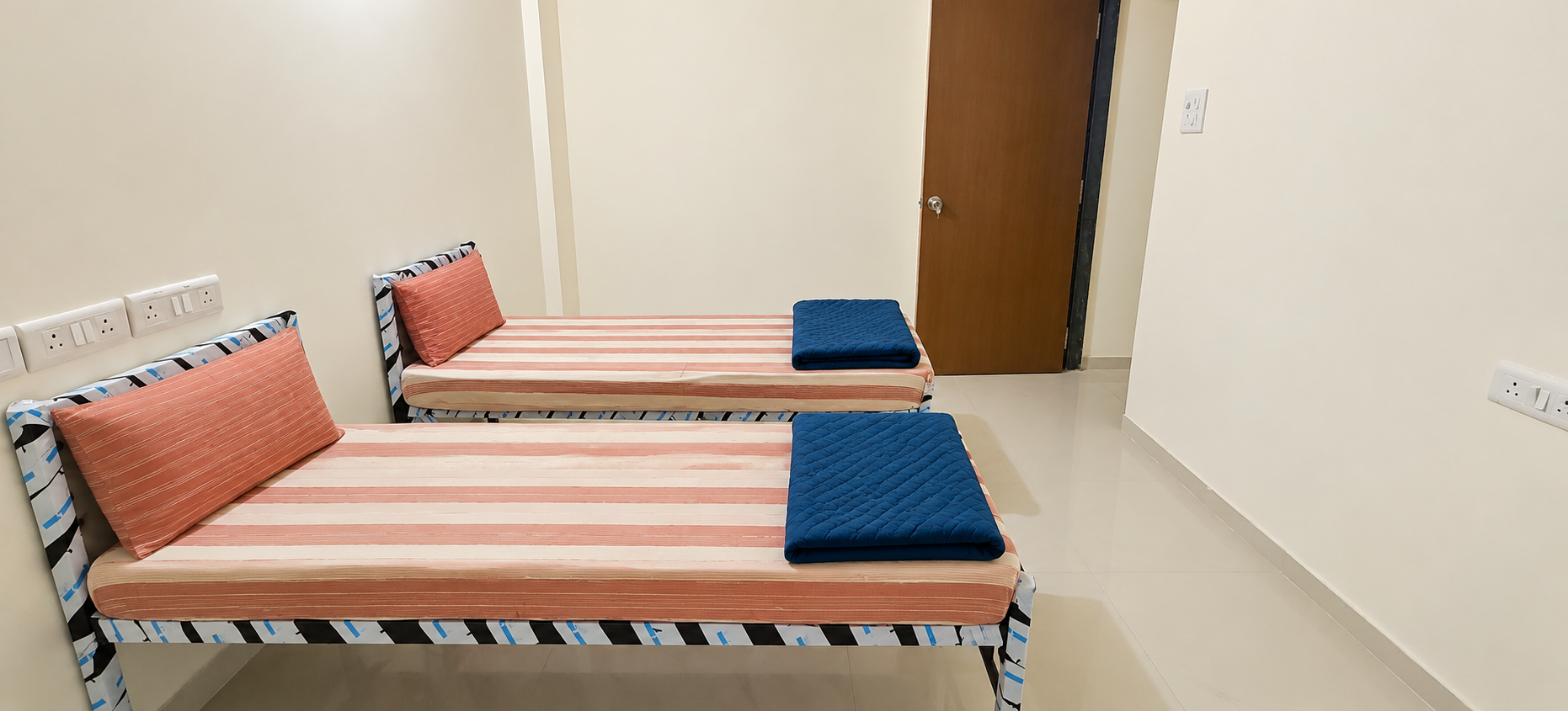 MOHAN MAHAL-5798-804/GIRLS stay photo 7