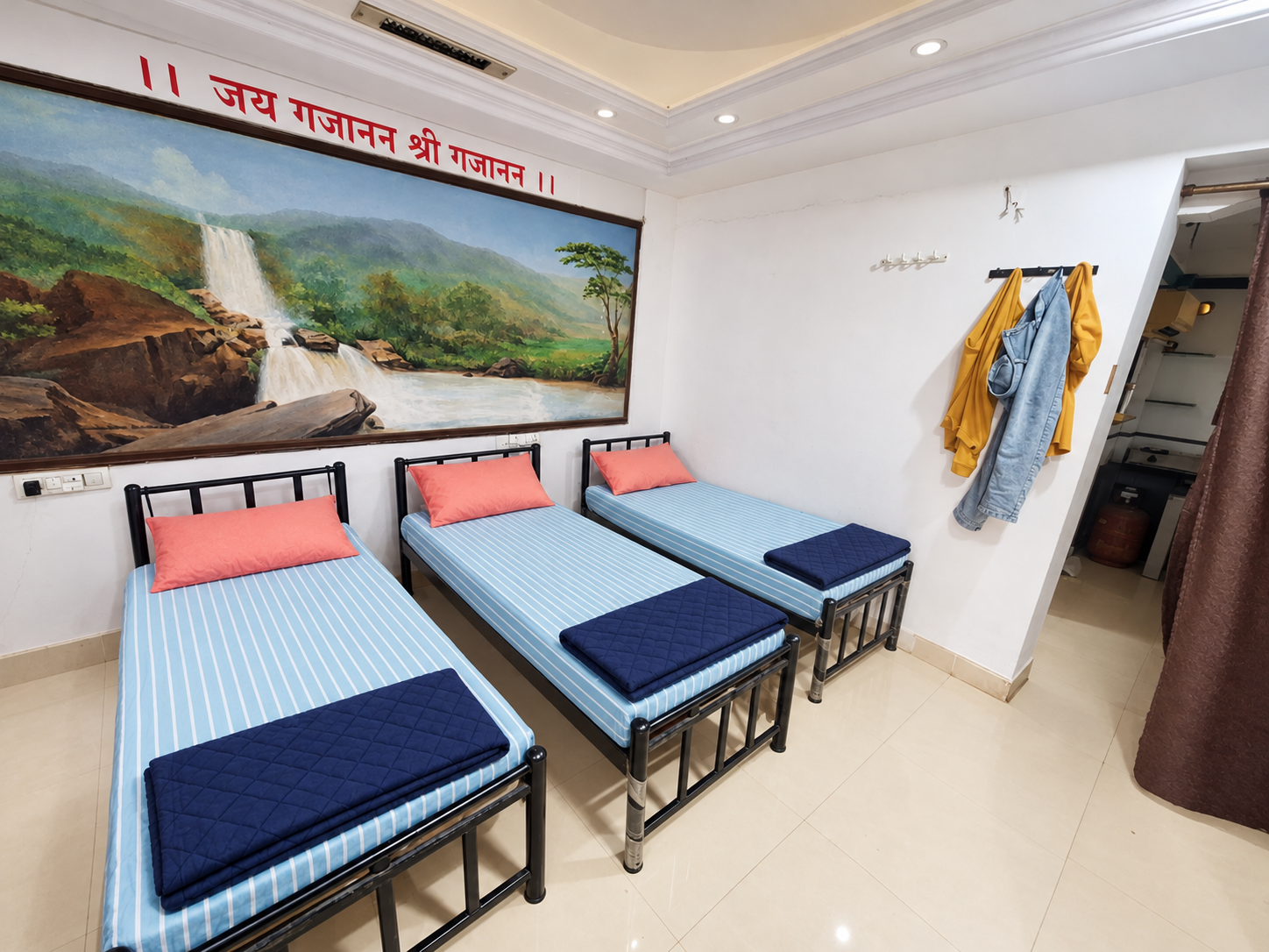 Om sai Bunglow Wagle Estate/BOYS stay photo 2