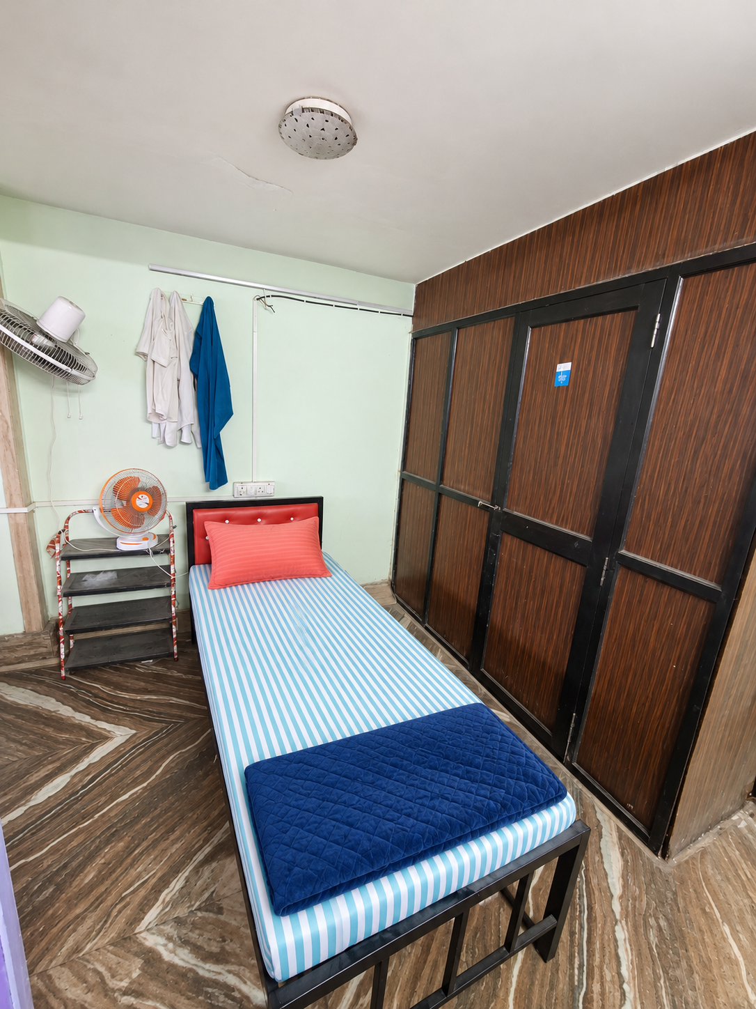 Om sai Bunglow Wagle Estate/BOYS stay photo 6