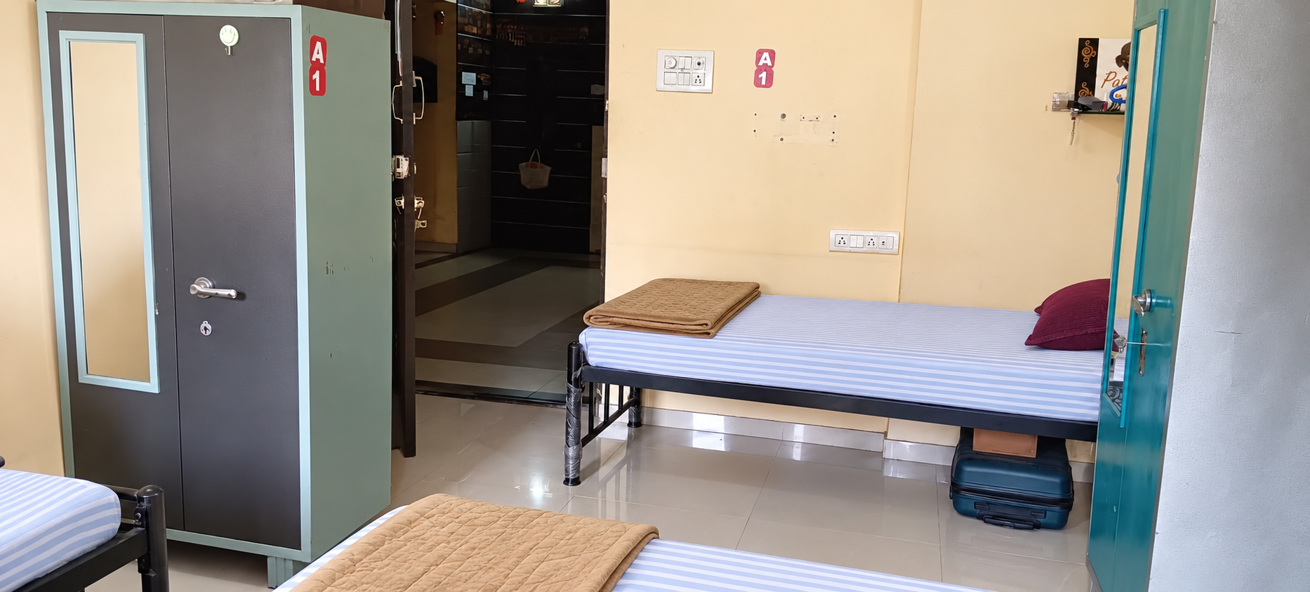 SHIVNERI-5110-501/GIRLS stay photo 5