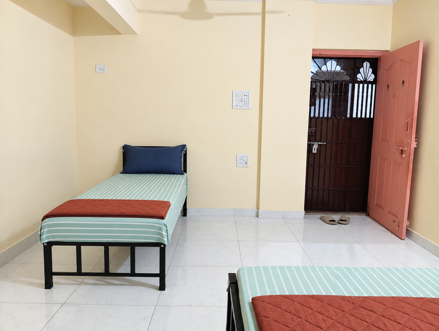 Shrushti 404 PH-8996-1/GIRLS stay photo 2