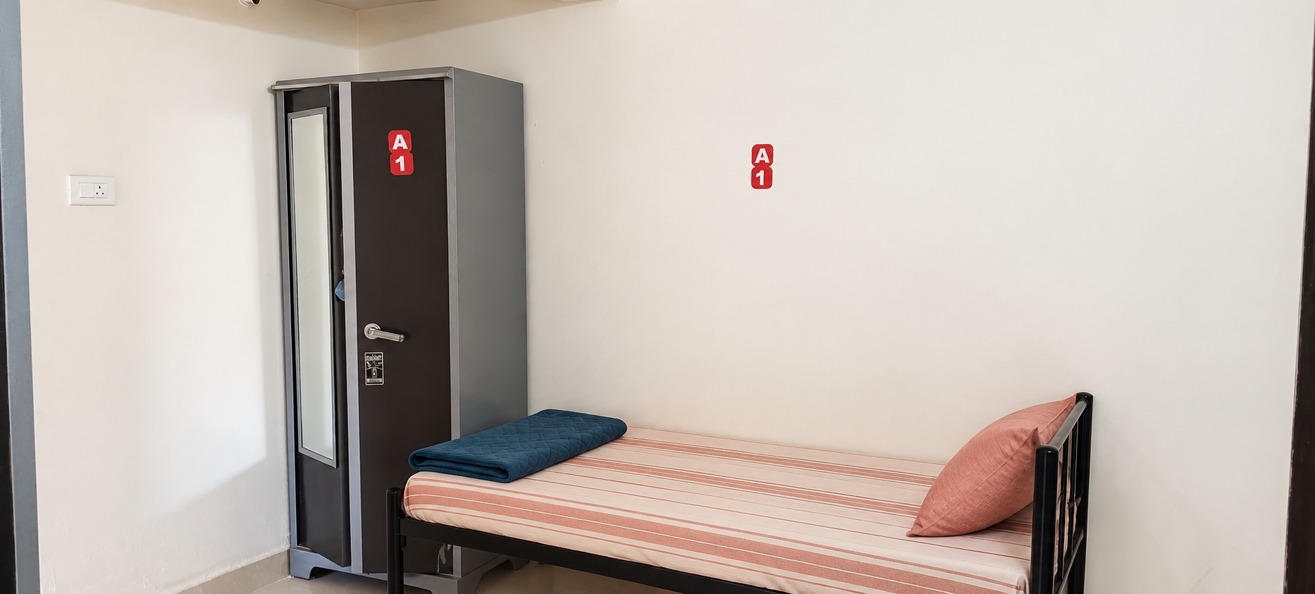 STG RESIDENCY-9054-1203/BOYS stay photo 6