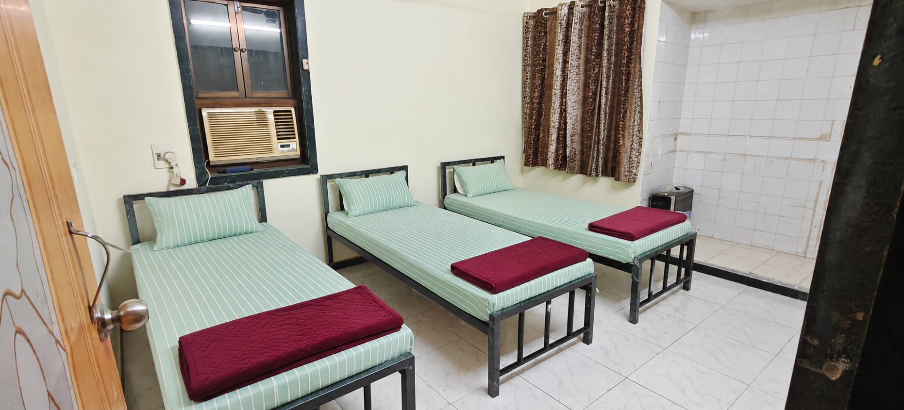 VIJAY NAGARI B7-31/-6931-32/GIRLS stay photo 1