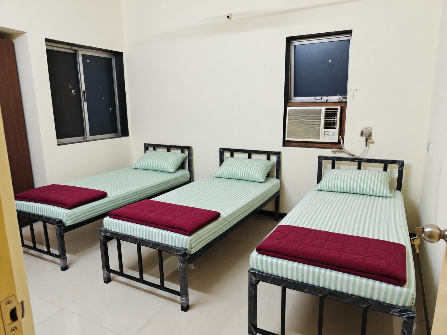 VIJAY NAGARI B7-31/-6931-32/GIRLS stay photo 6